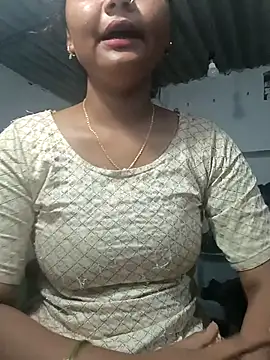 Snapshot of Hot_Shredha chatting on September 2025 12:32:01 PM Hot Shredha online show from September 2025 12:32:01 PM