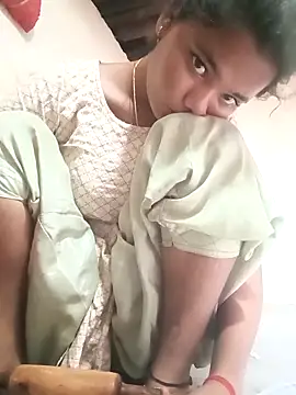 Snapshot of Hot_Shredha chatting on September 2025 02:39:02 AM Hot Shredha online show from September 2025 02:39:02 AM