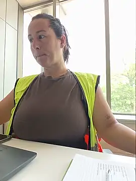 bichota85 online show from June 2026 09:50:01 AM
