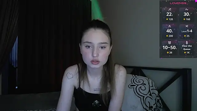 Snapshot of _Lua__ chatting on September 2025 03:37:01 PM Lua online show from September 2025 03:37:01 PM