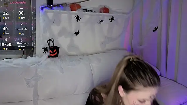 Snapshot of _Lua__ chatting on October 2025 07:05:02 PM Lua online show from October 2025 07:05:02 PM