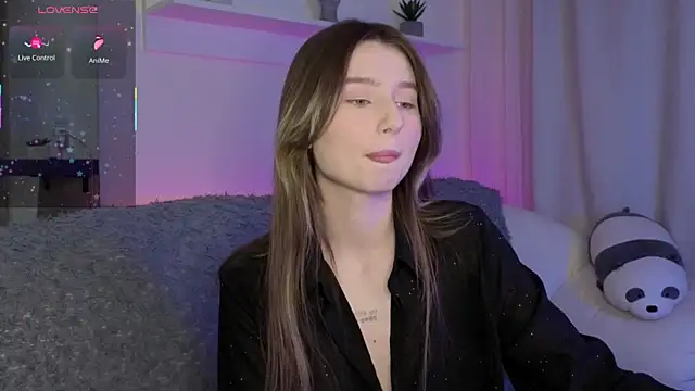  Lua   online show from January 2026 05:27:02 PM