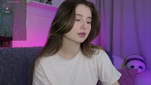 Snapshot of _Lua__ chatting on March 2026 06:13:01 PM Lua online show from March 2026 06:13:01 PM