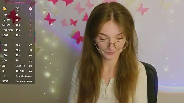 Snapshot of Katyaa_Lover chatting on October 2025 03:24:02 PM Katyaa Lover online show from October 2025 03:24:02 PM