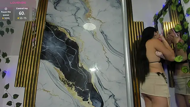 brittanyy20 online show from November 2025 09:32:02 AM