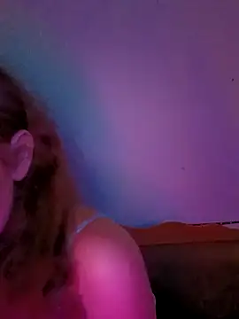 Lana a online show from September 2025 06:57:02 PM