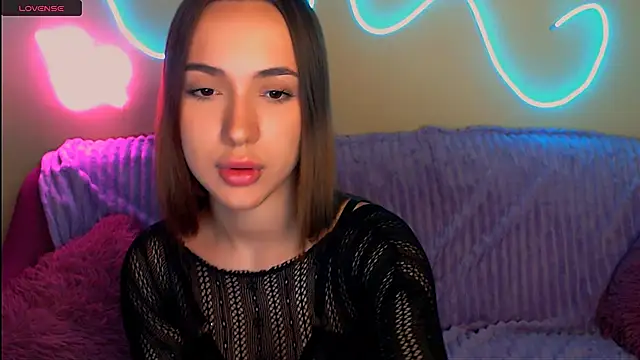 Snapshot of Mia_cutie77 chatting on October 2025 09:54:01 AM Mia cutie77 online show from October 2025 09:54:01 AM