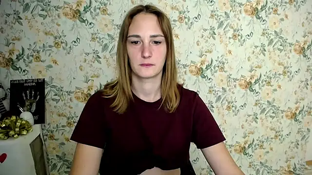 Milana Cutie  online show from September 2025 06:26:02 AM