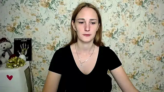 Milana Cutie  online show from September 2025 06:40:01 AM