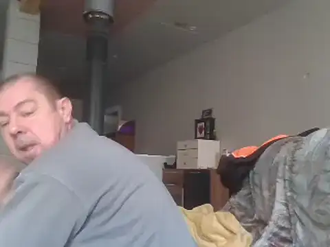 Snapshot of hugoboys4576 chatting on December 2025 11:27:02 AM hugoboys4576 online show from December 2025 11:27:02 AM