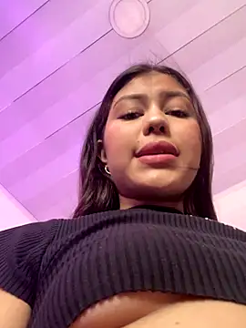 Mia-Sweet17 online show from October 2025 08:08:02 PM