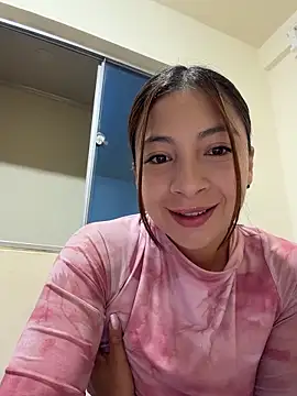 Snapshot of Karlee_Grey1 chatting on April 2026 02:31:01 AM Karlee Grey1 online show from April 2026 02:31:01 AM