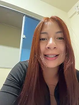 Snapshot of Karlee_Grey1 chatting on April 2026 01:05:02 AM Karlee Grey1 online show from April 2026 01:05:02 AM
