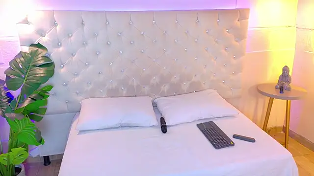 ElectraScot online show from October 2025 07:32:02 PM