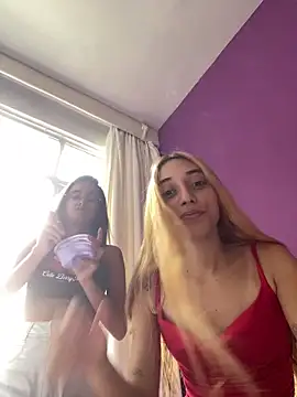 Snapshot of loirinhaaa chatting on April 2026 06:49:02 PM loirinhaaa online show from April 2026 06:49:02 PM