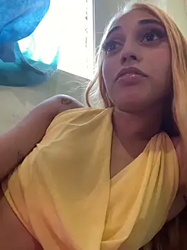 Snapshot of loirinhaaa chatting on April 2026 06:57:02 PM loirinhaaa online show from April 2026 06:57:02 PM