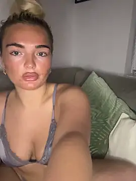 BelleXx online show from September 2025 04:26:01 AM