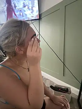 BelleXx online show from October 2025 02:08:01 PM