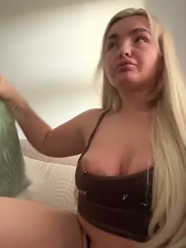 BelleXx online show from November 2025 03:12:01 PM