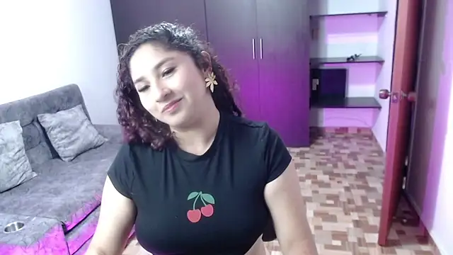 Snapshot of Gia_Dior chatting on March 2026 12:27:02 AM Gia Dior online show from March 2026 12:27:02 AM