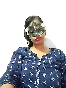 ms-naina online show from May 2026 07:19:01 PM