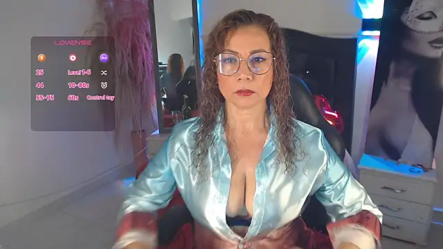 Snapshot of Jademommy_ chatting on February 2026 08:50:01 PM Jademommy online show from February 2026 08:50:01 PM