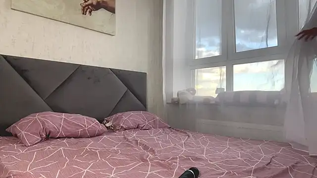 Snapshot of DarkSignal chatting on October 2025 12:26:01 PM DarkSignal online show from October 2025 12:26:01 PM