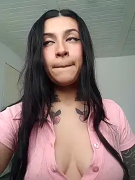 Snapshot of gabii_hardy chatting on April 2026 06:09:02 PM gabii hardy online show from April 2026 06:09:02 PM