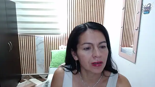 camilavargas  online show from April 2026 03:17:01 PM