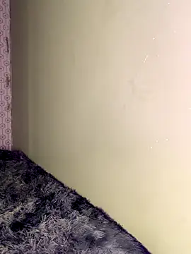 Ssusann Pink online show from September 2025 01:32:02 AM