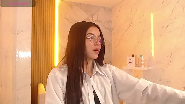 sophiadoll tf online show from May 2026 01:16:01 PM