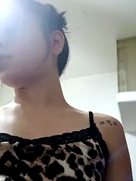 linameii online show from November 2025 11:48:02 PM