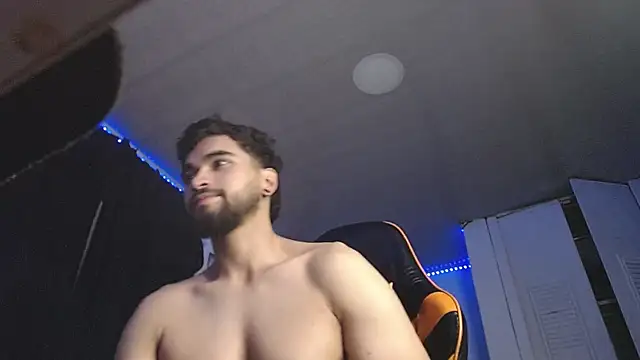 Snapshot of Chrys_harris77 chatting on October 2025 10:28:02 PM Chrys harris77 online show from October 2025 10:28:02 PM