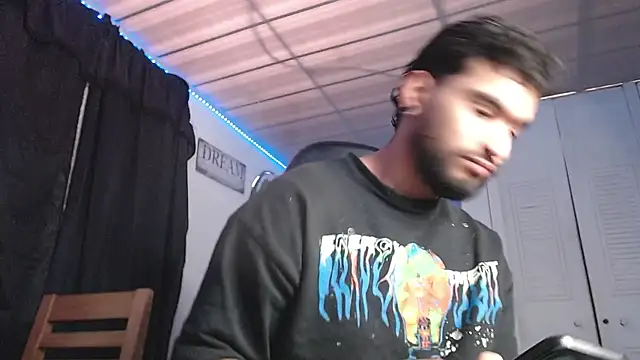 Snapshot of Chrys_harris77 chatting on October 2025 08:17:02 PM Chrys harris77 online show from October 2025 08:17:02 PM