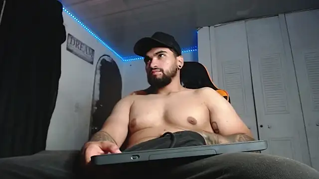 Snapshot of Chrys_harris77 chatting on October 2025 07:33:01 PM Chrys harris77 online show from October 2025 07:33:01 PM