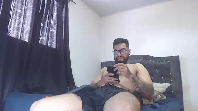 Chrys harris77 online show from March 2026 06:25:01 PM