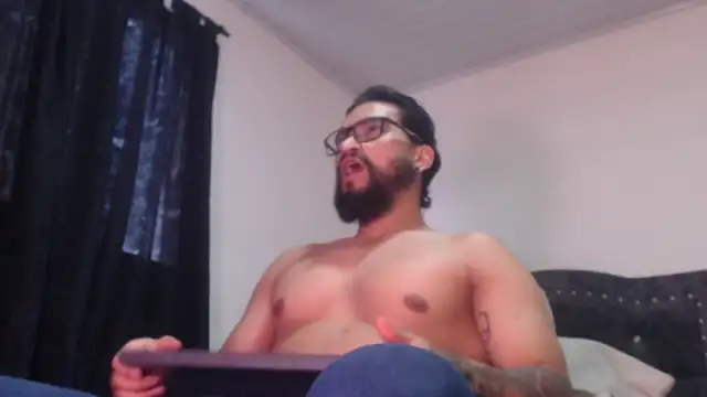 Snapshot of Chrys_harris77 chatting on June 2026 10:07:01 PM Chrys harris77 online show from June 2026 10:07:01 PM