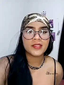 Snapshot of Renata_Zoe chatting on September 2025 01:06:01 AM Renata Zoe online show from September 2025 01:06:01 AM