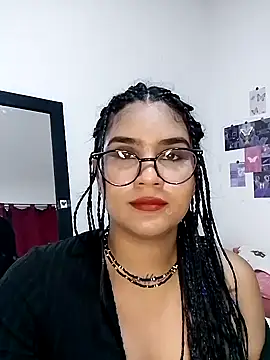 Snapshot of Renata_Zoe chatting on October 2025 01:28:01 AM Renata Zoe online show from October 2025 01:28:01 AM