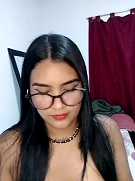 Snapshot of Renata_Zoe chatting on October 2025 01:57:01 AM Renata Zoe online show from October 2025 01:57:01 AM