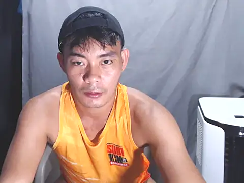 Snapshot of Newt4U chatting on January 2026 03:23:01 AM Newt4U online show from January 2026 03:23:01 AM