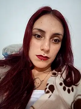 Snapshot of Anne_bh chatting on November 2025 03:28:01 AM Anne bh online show from November 2025 03:28:01 AM