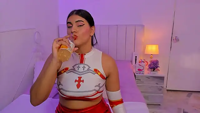 AbyKell online show from November 2025 09:04:02 PM