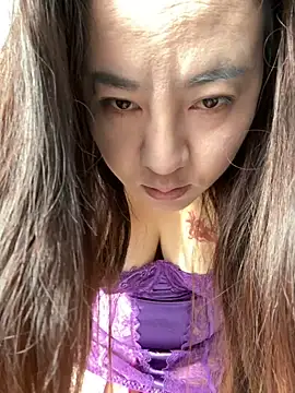 Snapshot of Kayla-love chatting on November 2025 12:44:01 AM Kayla-love online show from November 2025 12:44:01 AM