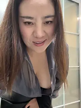 Snapshot of Kayla-love chatting on November 2025 12:27:01 PM Kayla-love online show from November 2025 12:27:01 PM