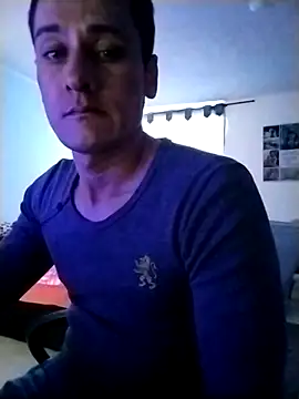 Snapshot of Domminic_byo chatting on September 2025 07:03:02 PM Domminic byo online show from September 2025 07:03:02 PM