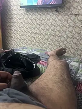 aflatoon121 online show from November 2025 01:44:01 PM