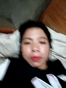 Snapshot of tulipsexy chatting on November 2025 05:11:01 PM tulipsexy online show from November 2025 05:11:01 PM