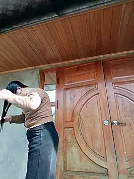 Snapshot of tulipsexy chatting on November 2025 07:51:01 AM tulipsexy online show from November 2025 07:51:01 AM