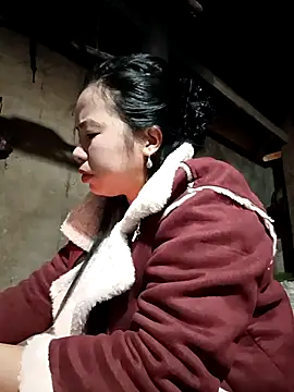 Snapshot of tulipsexy chatting on December 2025 11:32:01 PM tulipsexy online show from December 2025 11:32:01 PM